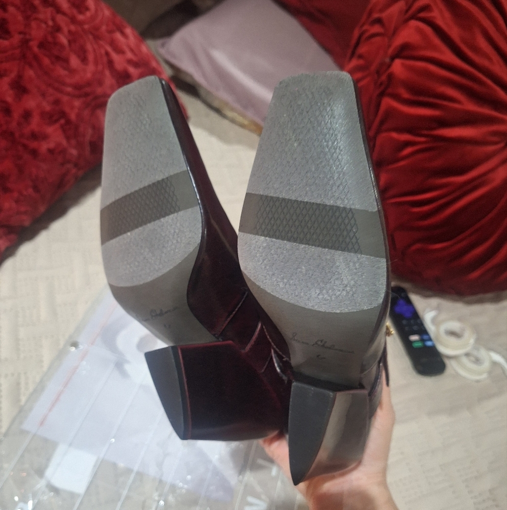 Boots - Picture 3 of 3